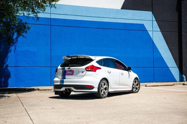 Used 2016 Ford Focus ST image 21