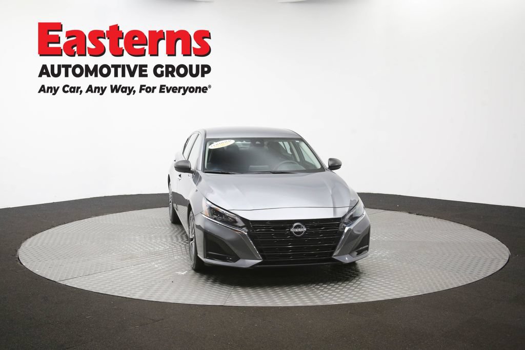 Used 2024 Nissan Altima 2.5 SV FWD image 51