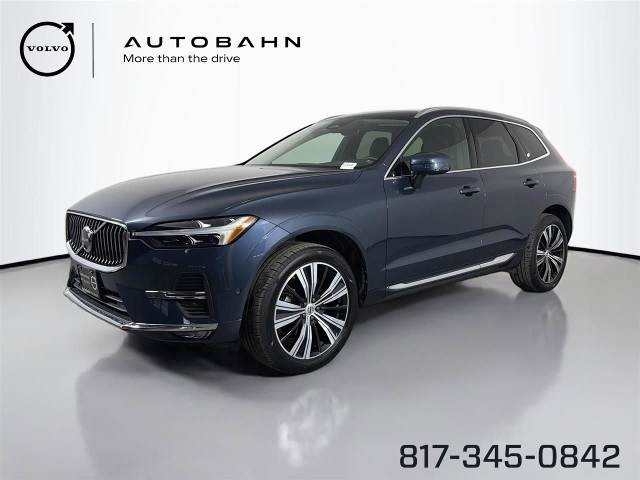 Certified 2023 Volvo XC60 B5 Plus AWD/4WD image 1