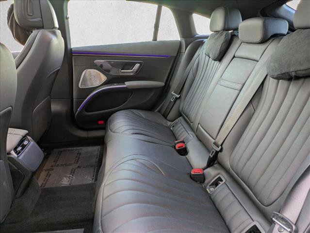Certified 2022 Mercedes-Benz EQS 580 4MATIC Sedan image 23