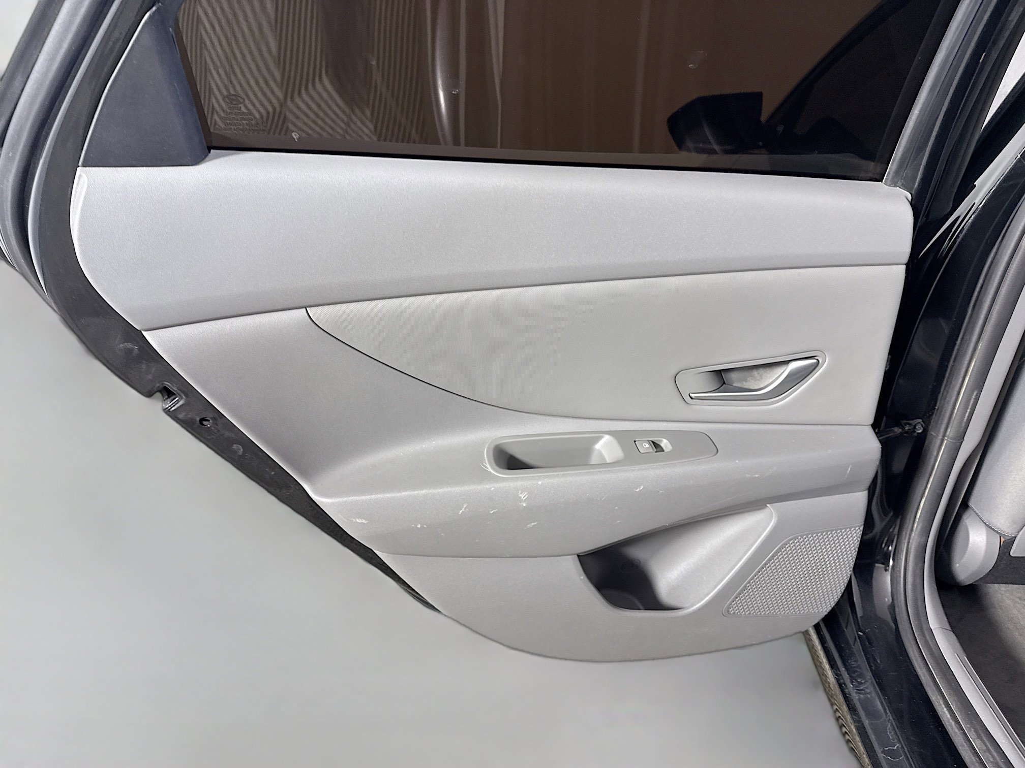 Used 2022 Hyundai Elantra SEL w/ Convenience + Premium Package image 25