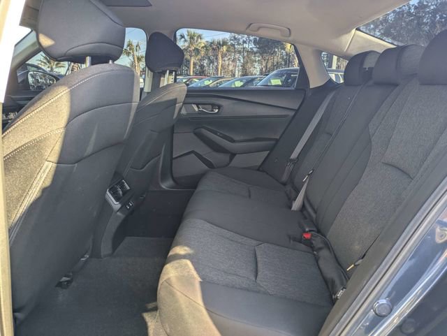 Used 2025 Honda Accord SE image 12