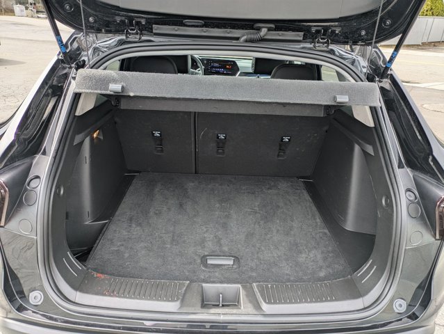 Used 2025 Chevrolet Trax LT image 6