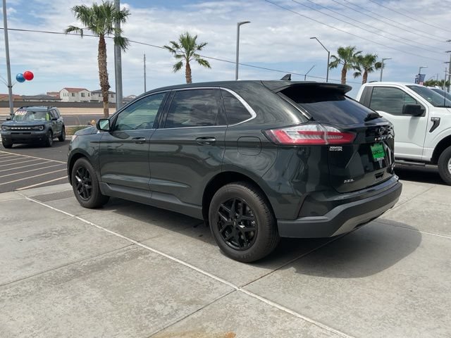 Used 2024 Ford Edge SEL w/ Convenience Package AWD/4WD image 6