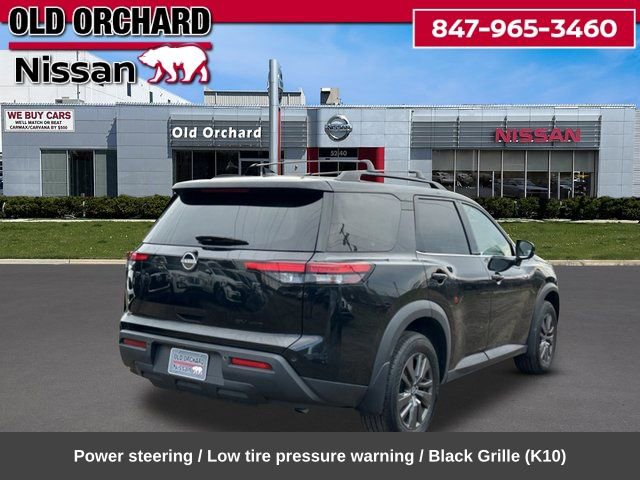 Used 2023 Nissan Pathfinder SV w/ Black Appearance Package image 6