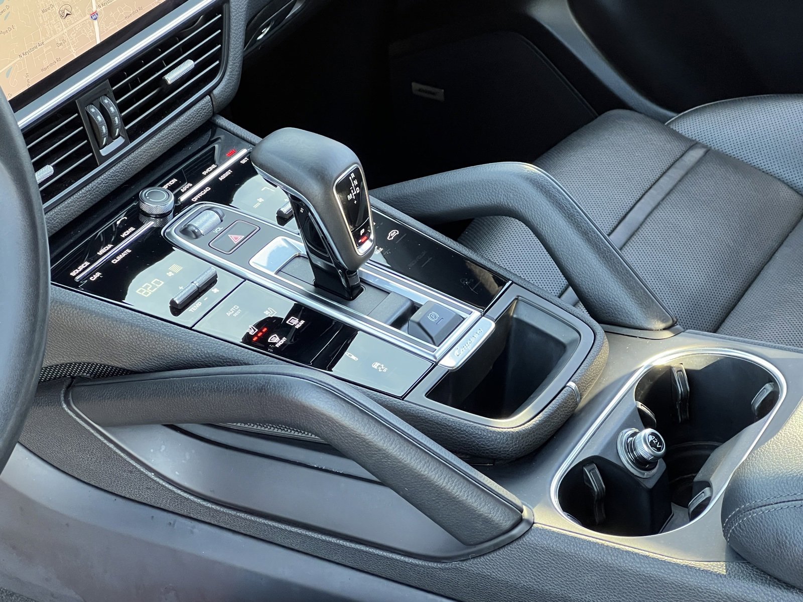 Certified 2023 Porsche Cayenne Coupe image 29