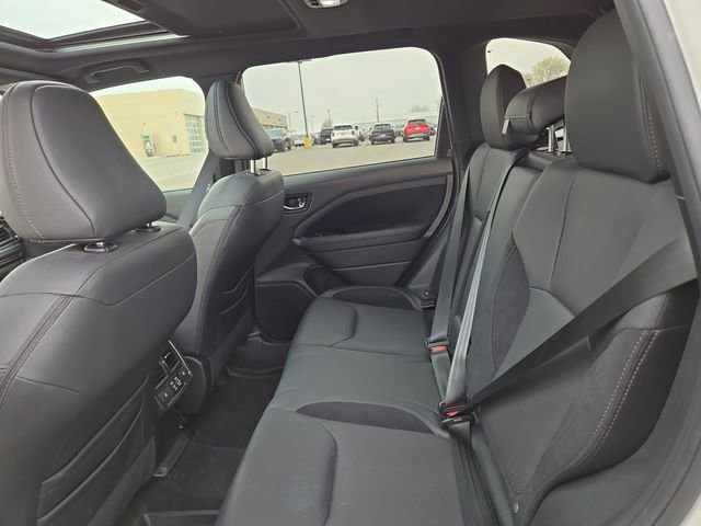 Used 2025 Subaru Forester Touring AWD/4WD image 27