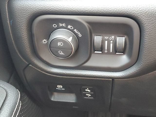 New 2026 RAM 1500 Laramie w/ Night Edition AWD/4WD image 19