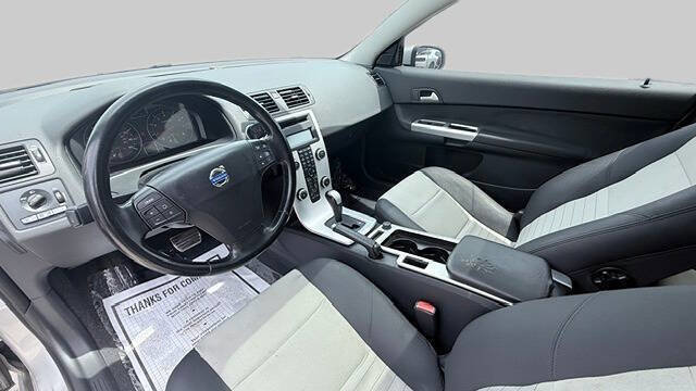 Used 2011 Volvo C30 T5 w/ Preferred Pkg FWD image 16