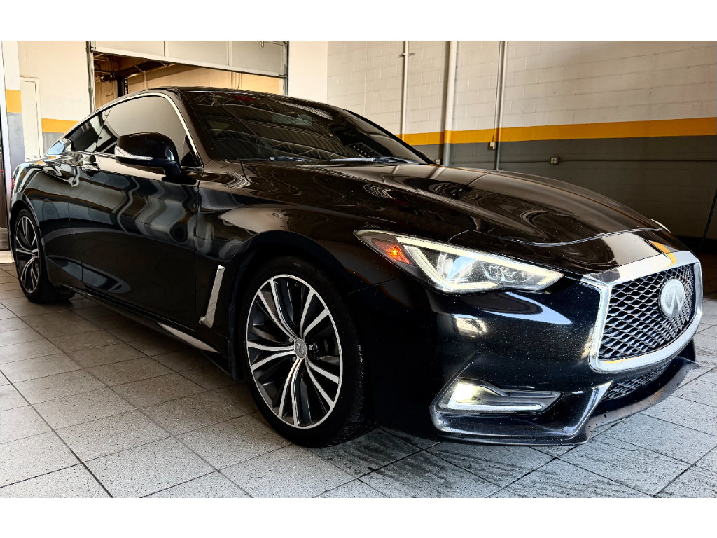 Used 2019 INFINITI Q60 3.0t RWD image 13