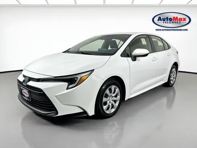 Used 2023 Toyota Corolla LE FWD image 4