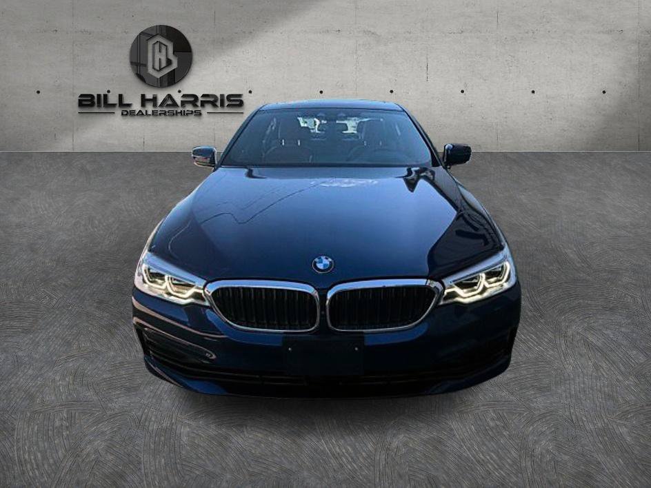 Used 2020 BMW 530i xDrive w/ Premium Package AWD/4WD image 2
