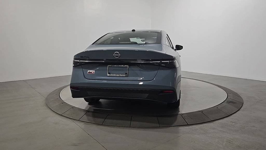 New 2026 Nissan Sentra SV w/ Floor Mat Package FWD image 4