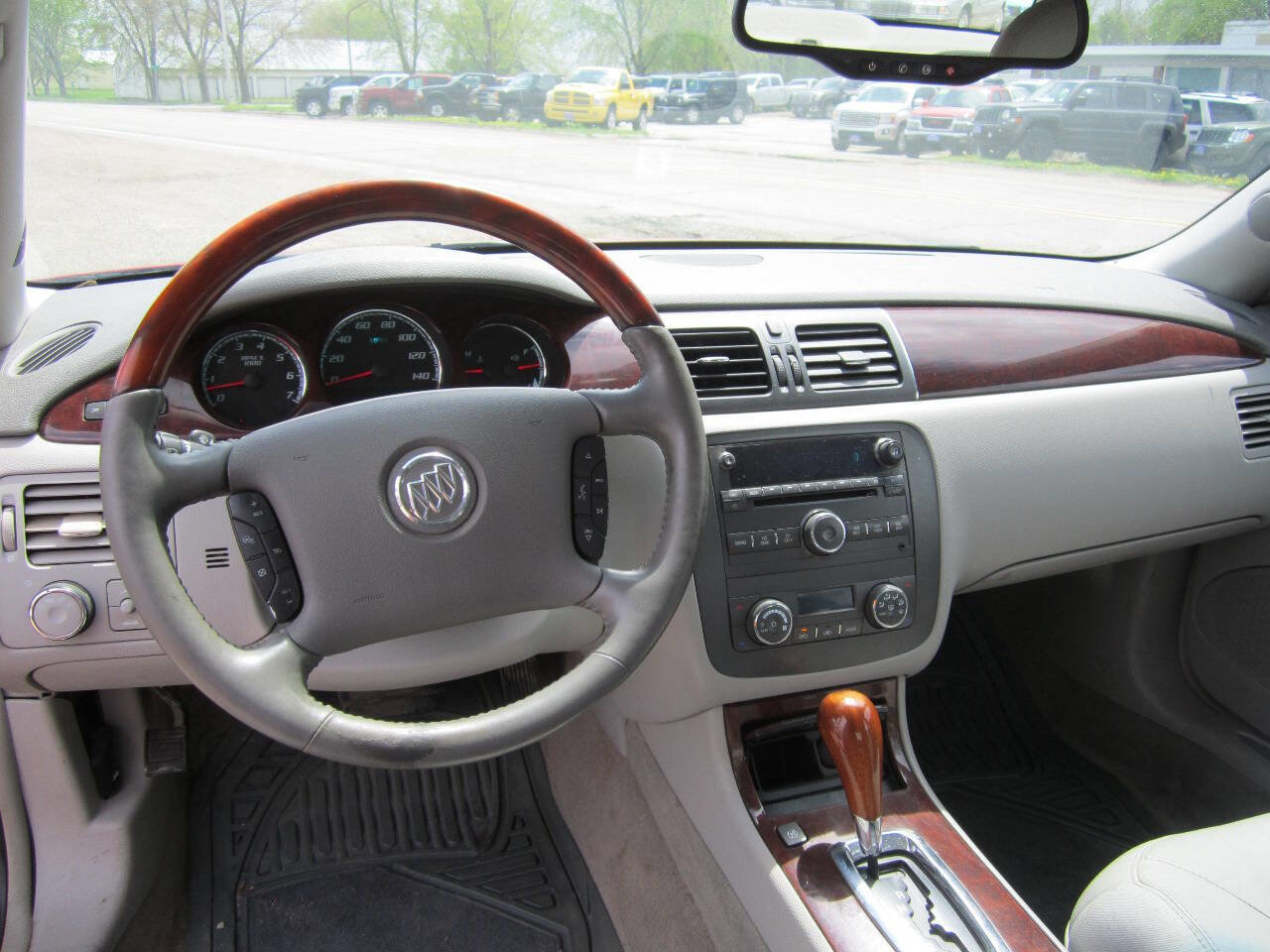 Used 2009 Buick Lucerne CXL w/ Driver Confidence Package FWD image 10