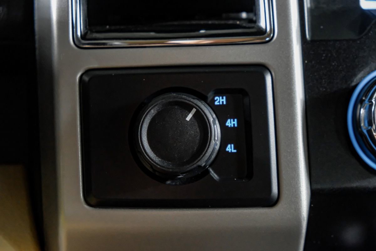 Used 2019 Ford F450 Lariat w/ Lariat Value Package image 24