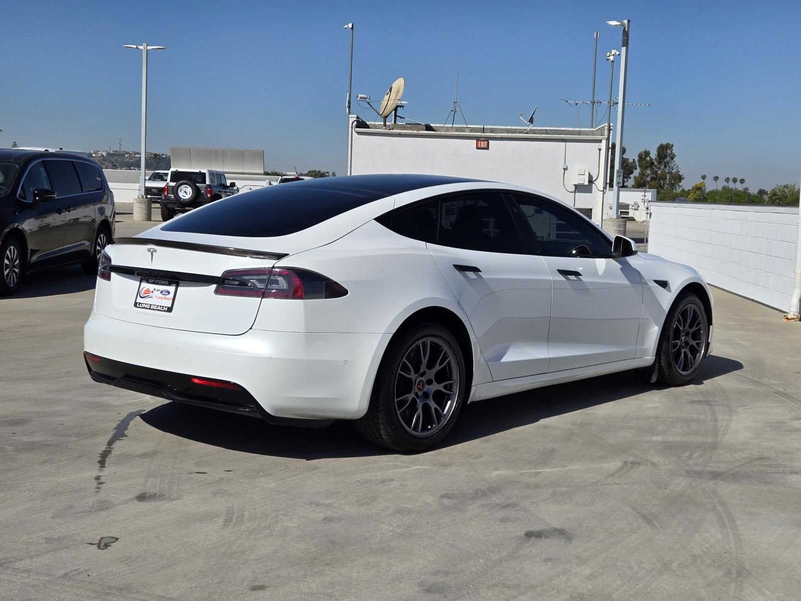 Used 2022 Tesla Model S image 4