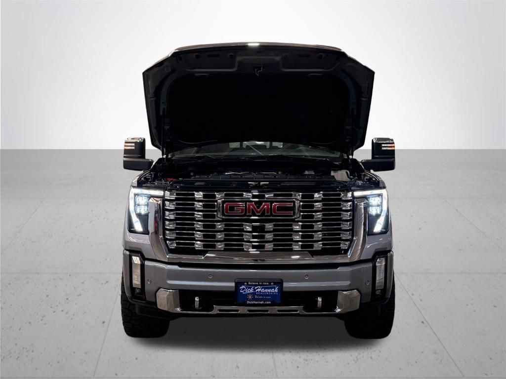 Used 2024 GMC Sierra 2500 Denali w/ Denali Reserve Package image 5