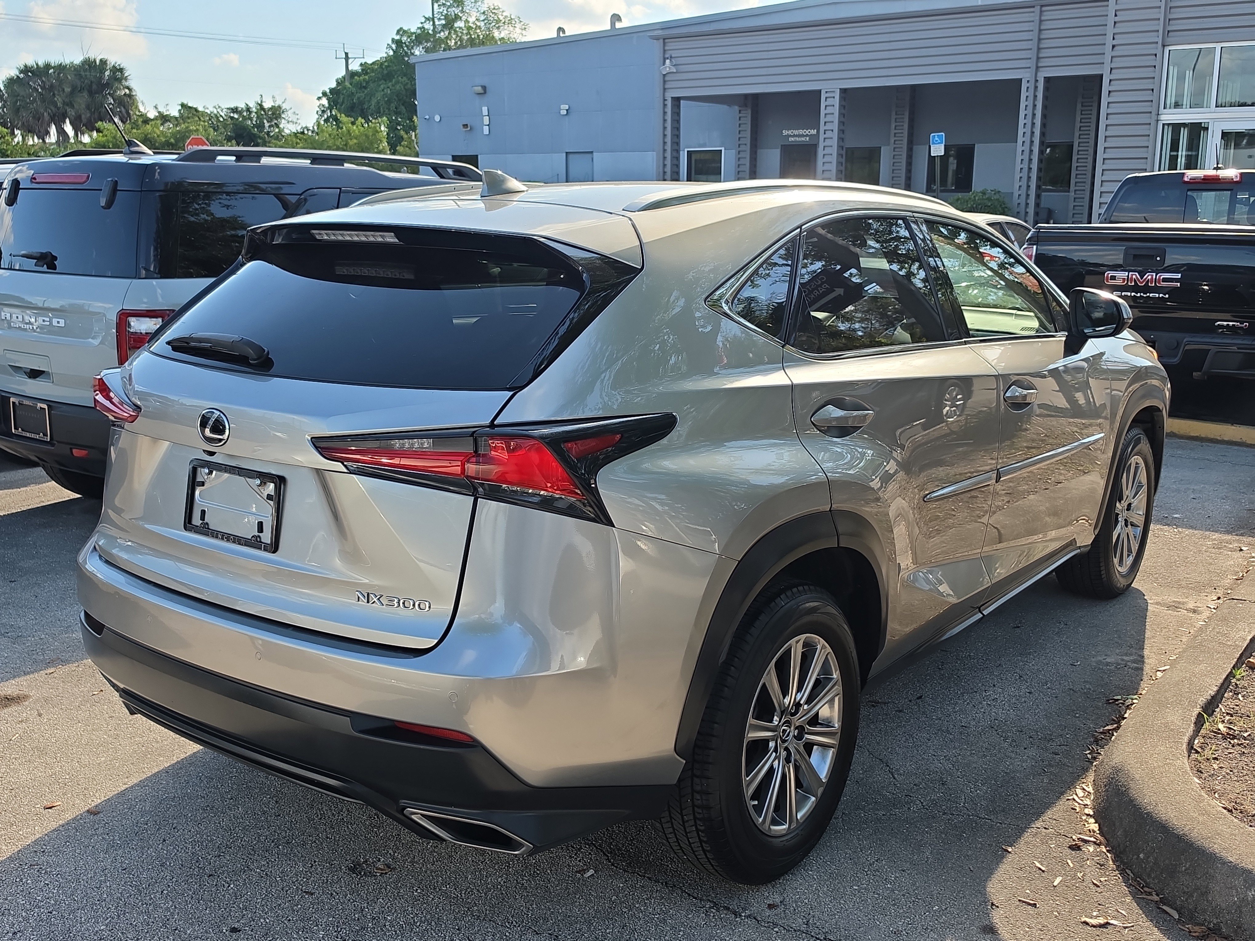 Used 2018 Lexus NX 300 AWD w/ Comfort Package image 4