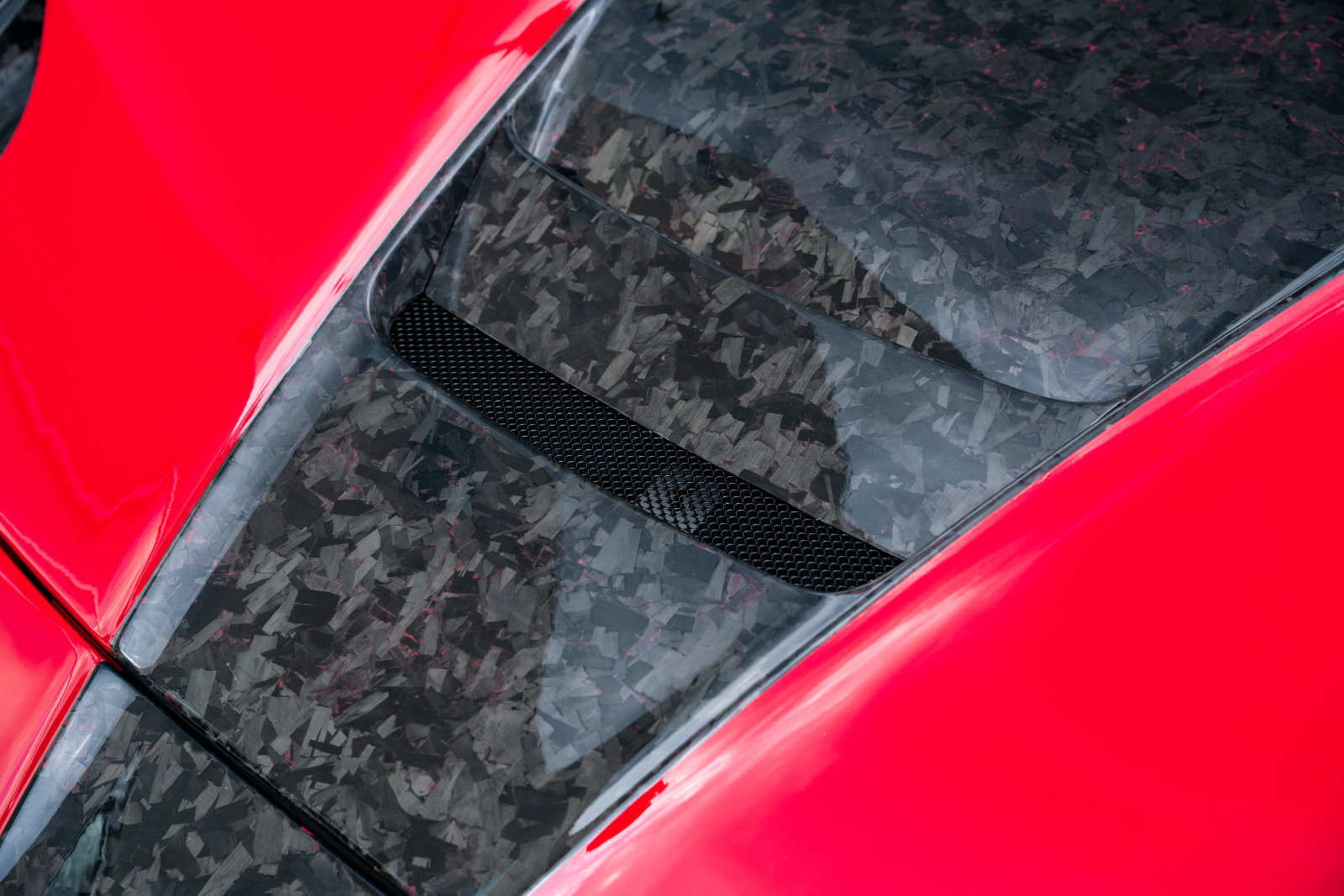 Used 2020 Ferrari 812 Superfast RWD image 19