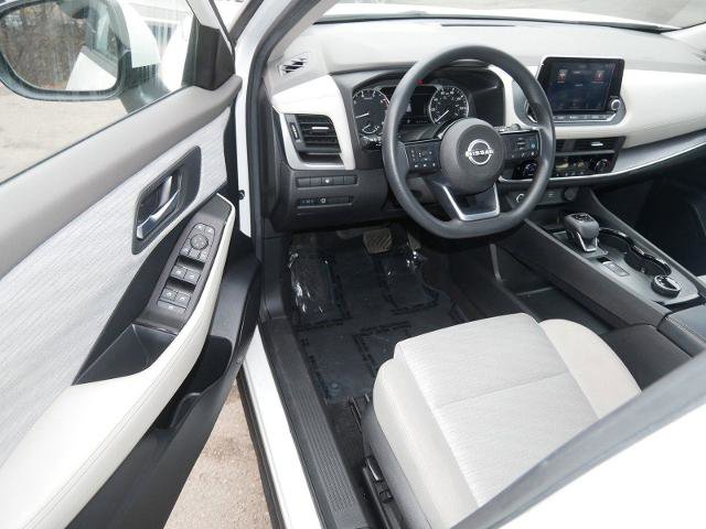 Certified 2023 Nissan Rogue SV image 10