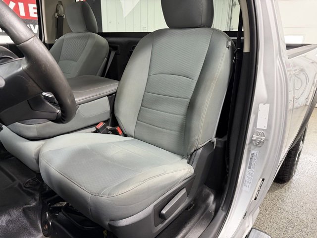 Used 2018 RAM 3500 Tradesman w/ Chrome Appearance Group image 18