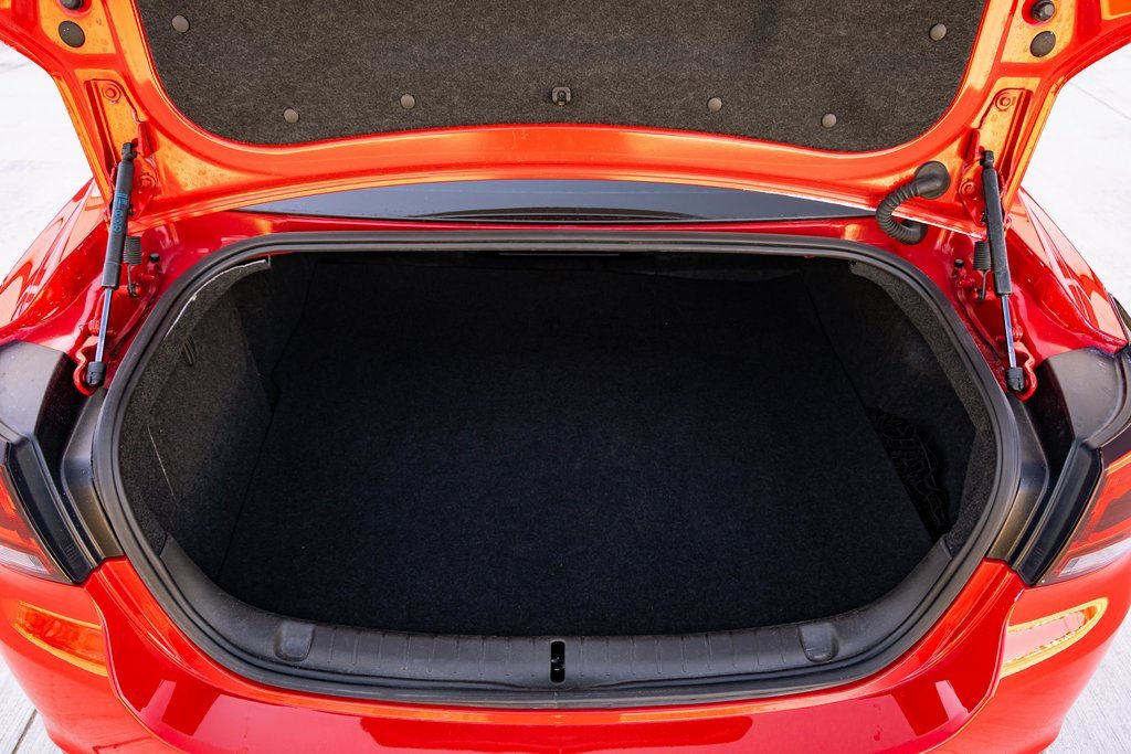 Used 2016 Chevrolet SS image 28