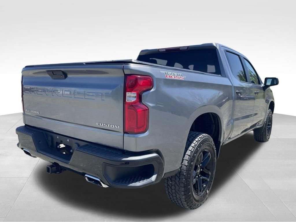 Used 2021 Chevrolet Silverado 1500 Custom Trail Boss AWD/4WD image 9
