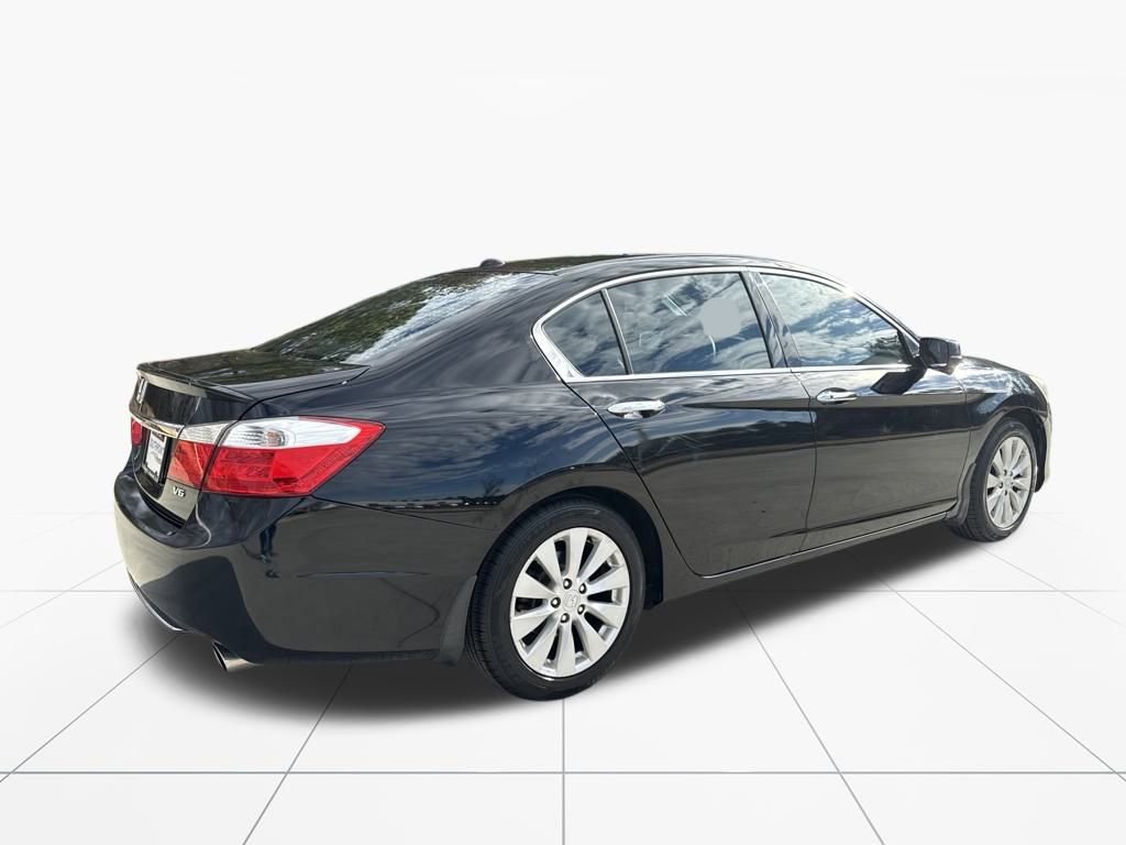 Used 2015 Honda Accord EX-L image 9