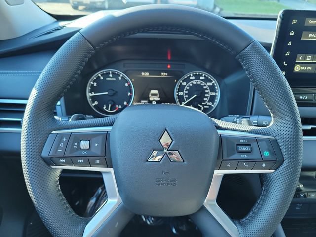 New 2026 Mitsubishi Outlander SE AWD/4WD image 24