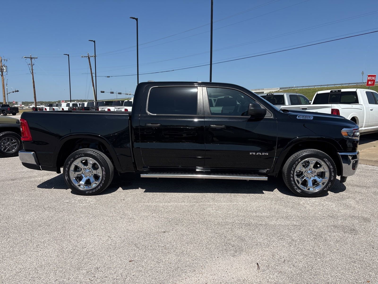 Used 2025 RAM 1500 Lone Star AWD/4WD image 7