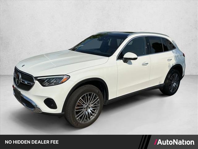 Used 2023 Mercedes-Benz GLC 300 4MATIC image 1