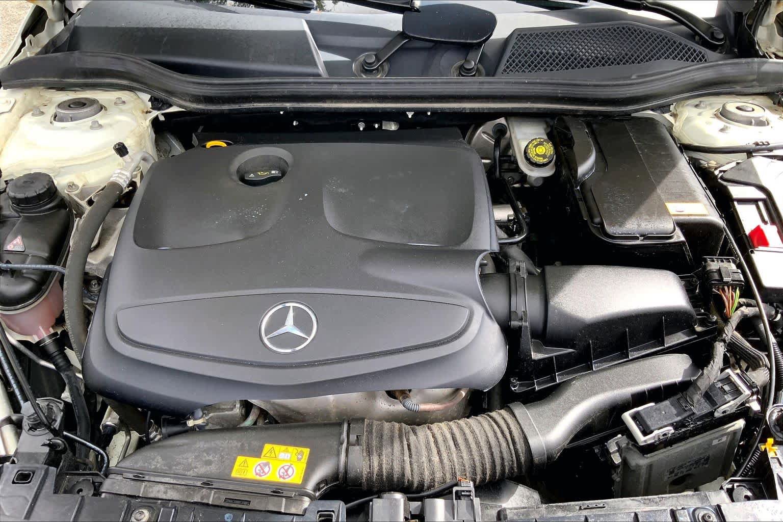 Used 2016 Mercedes-Benz GLA 250 4MATIC image 32