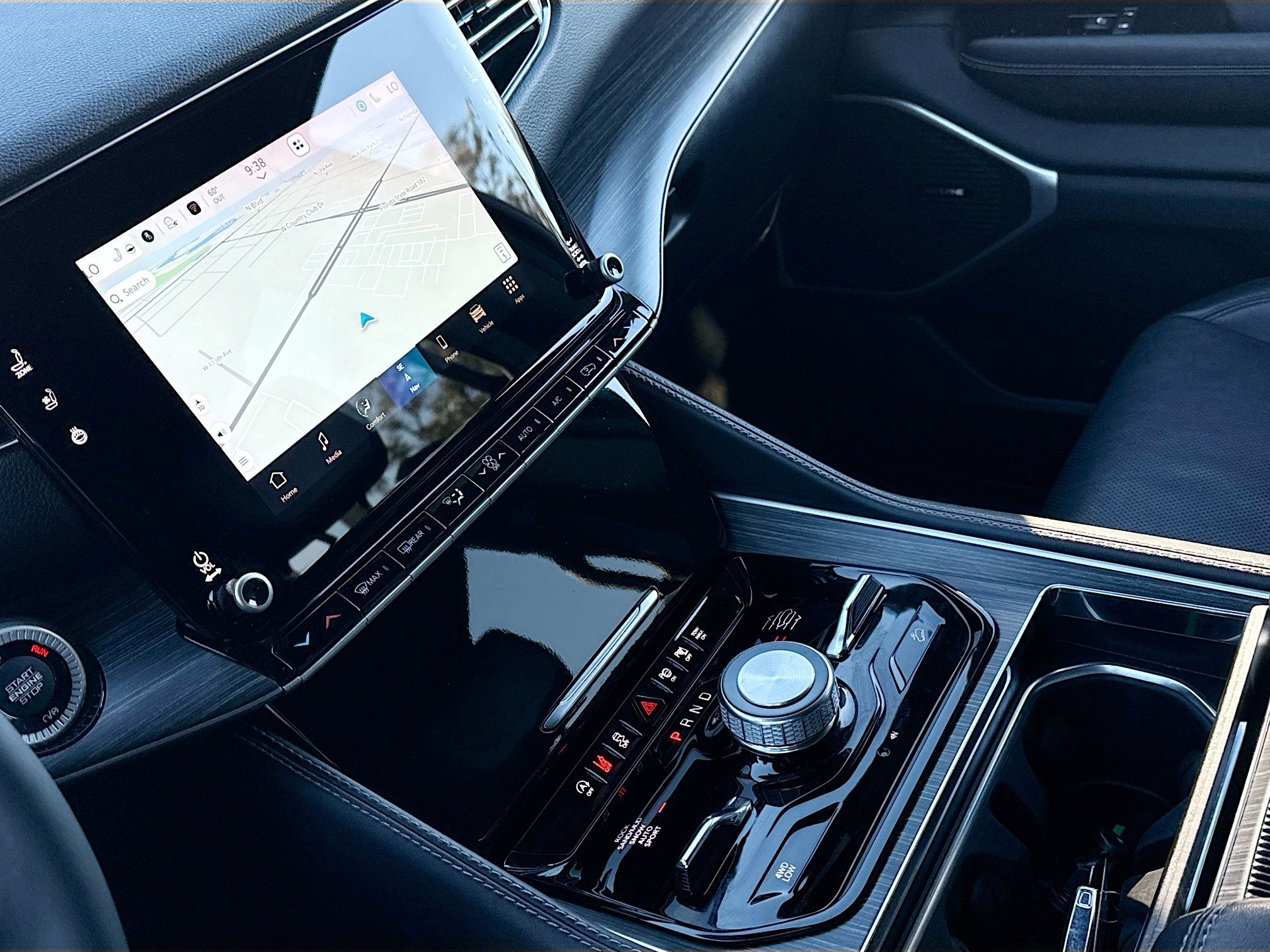 Used 2023 Jeep Wagoneer Series III w/ Convenience Group I image 27