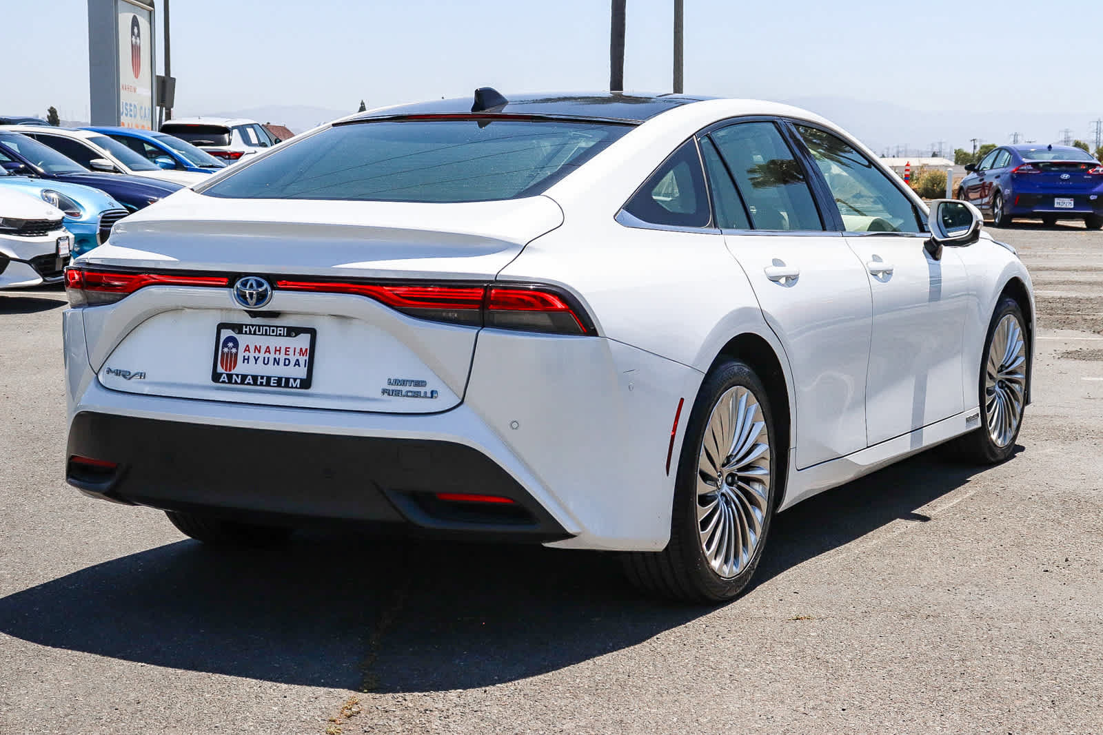 Used 2021 Toyota Mirai RWD image 7