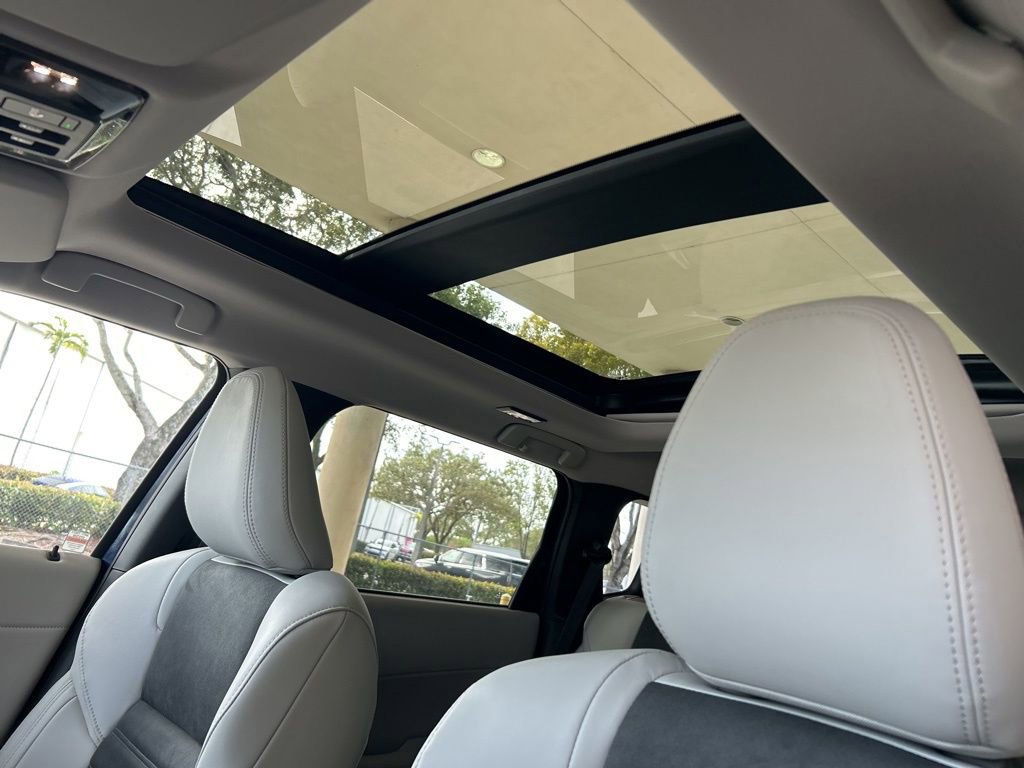 New 2026 Mitsubishi Outlander SE image 17