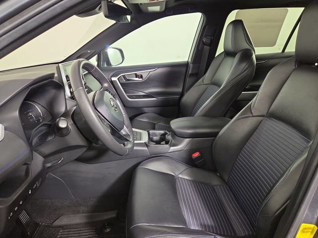 Used 2021 Toyota RAV4 XSE AWD/4WD image 16