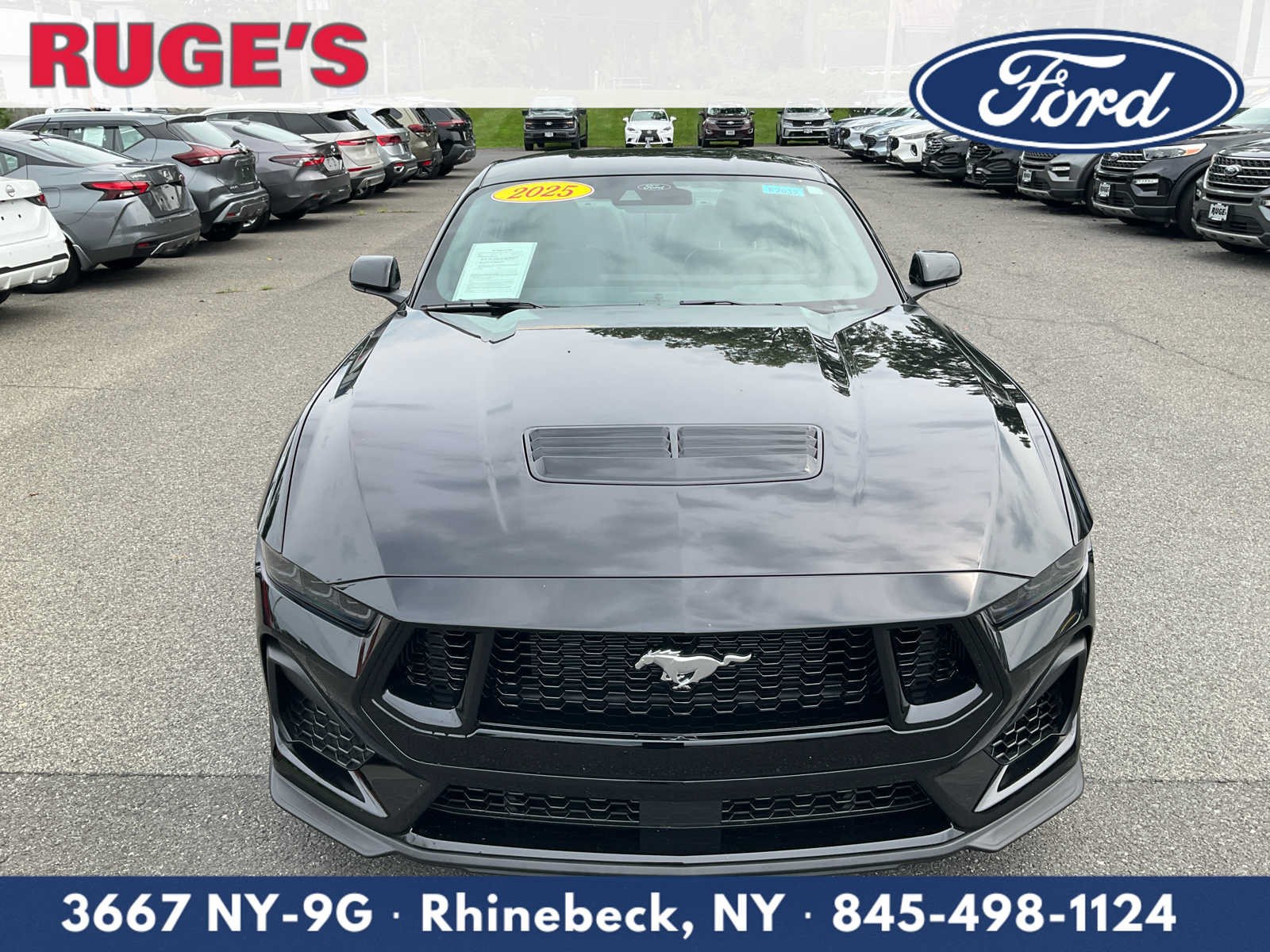 Used 2025 Ford Mustang GT Premium w/ GT Performance Package RWD image 9