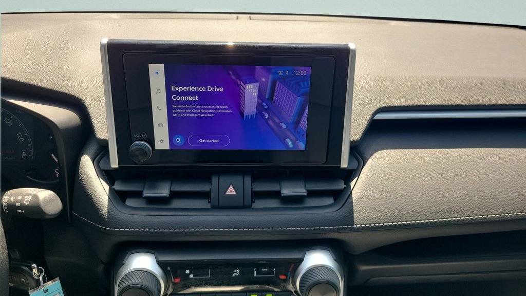 Certified 2025 Toyota RAV4 LE FWD image 19