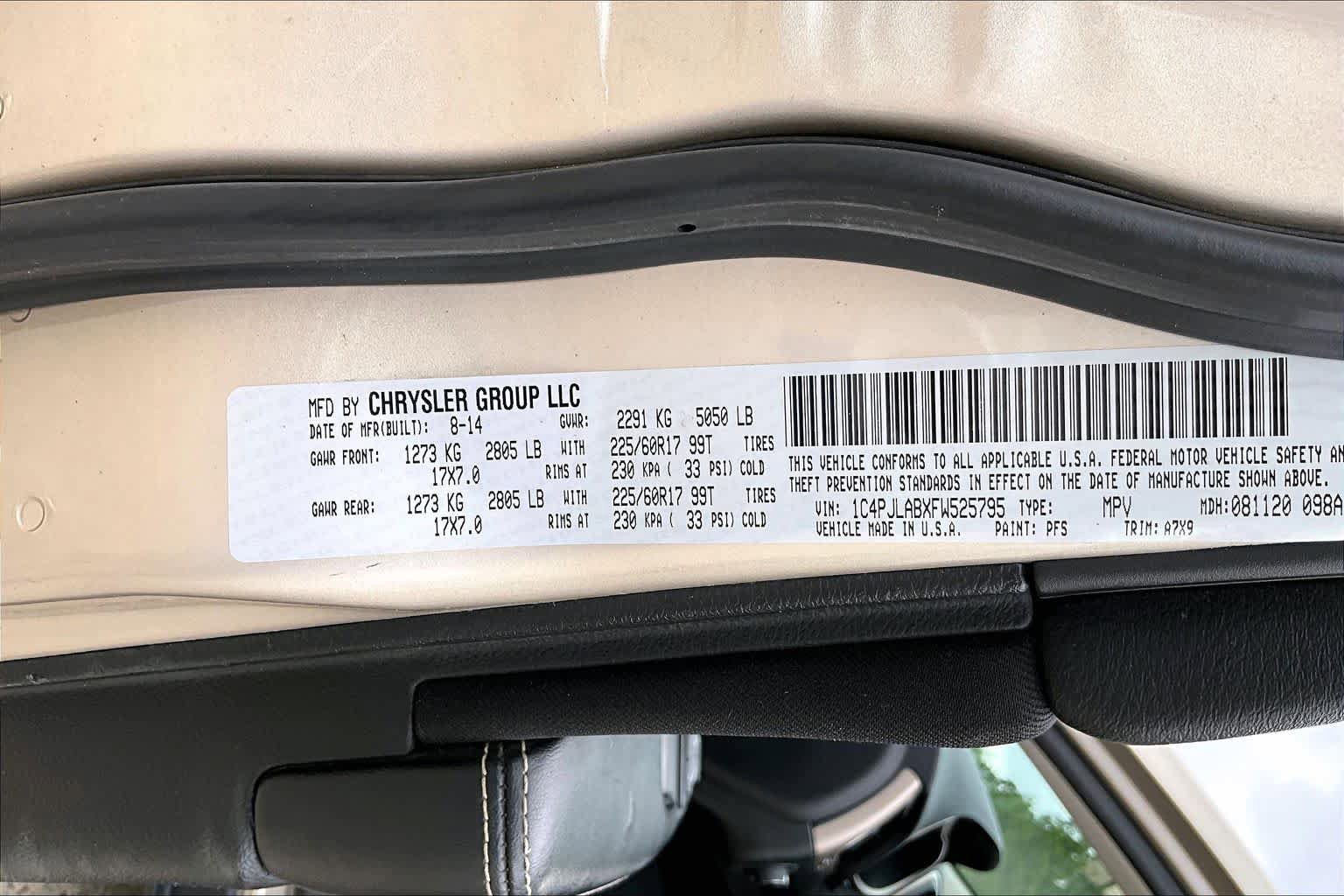 Used 2015 Jeep Cherokee Sport image 35