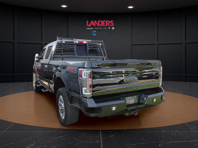 Used 2017 Ford F250 Lariat w/ Lariat Ultimate Package AWD/4WD image 2