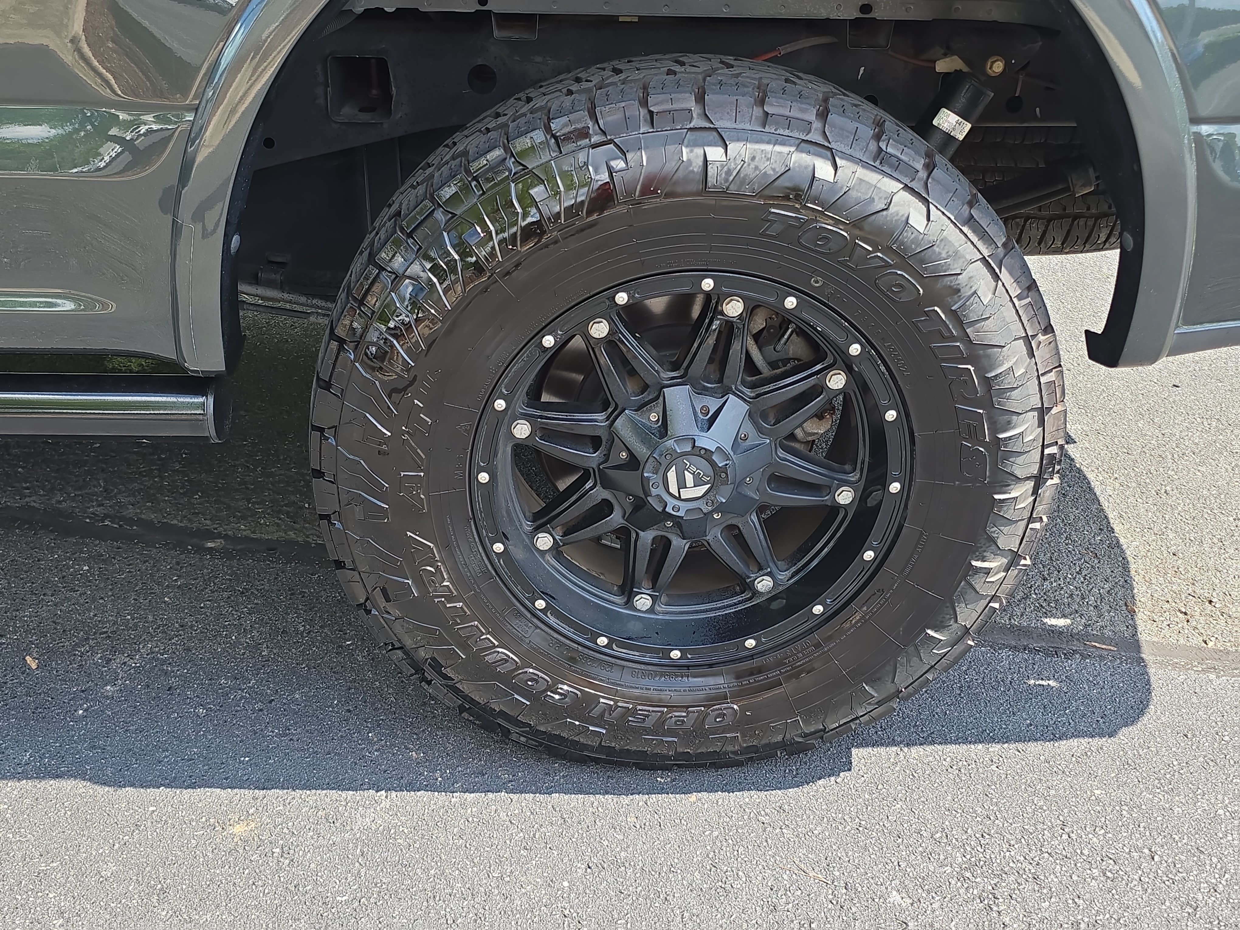 Used 2015 Ford F150 Lariat w/ Equipment Group 501A Mid AWD/4WD image 31