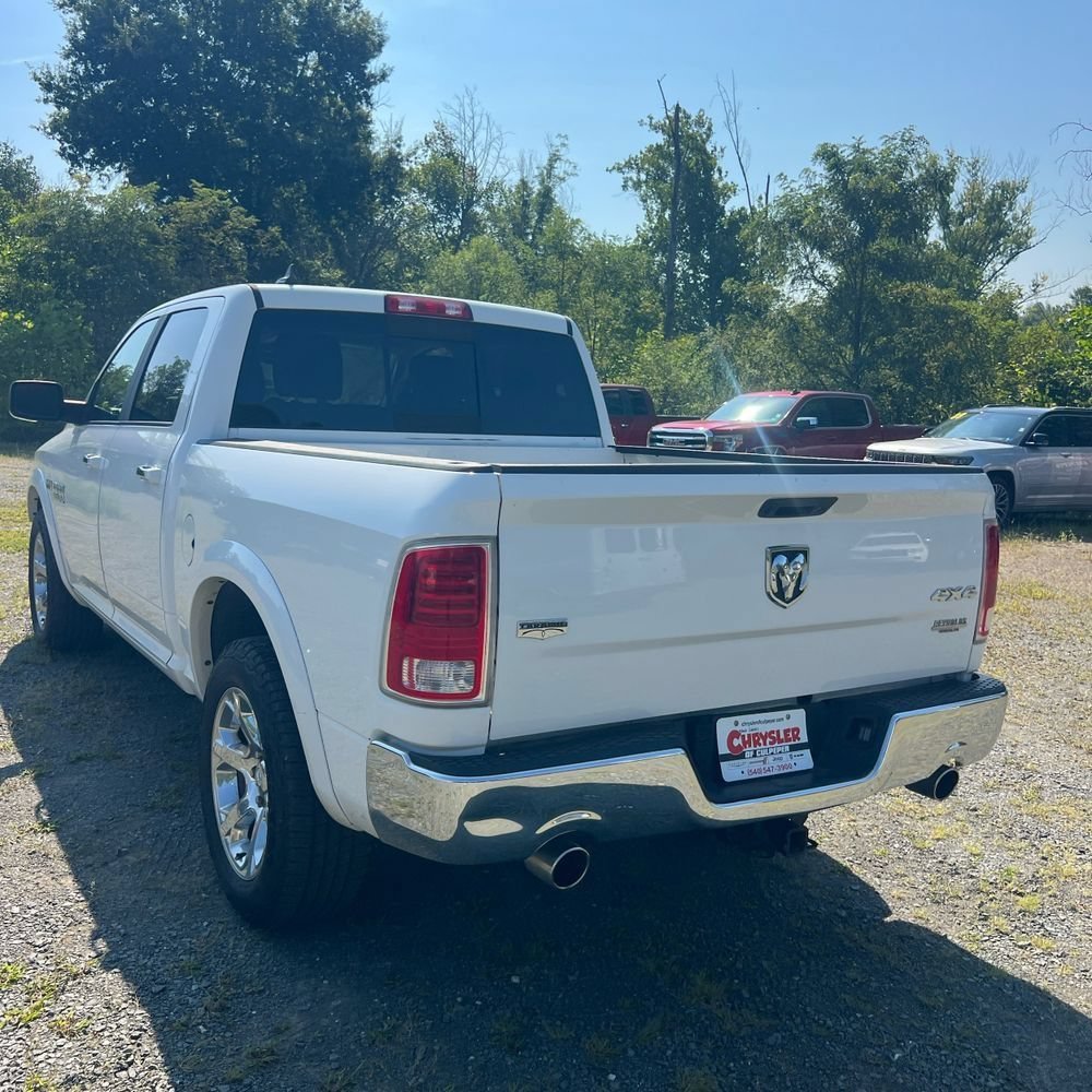 Used 2017 RAM 1500 Laramie AWD/4WD image 4