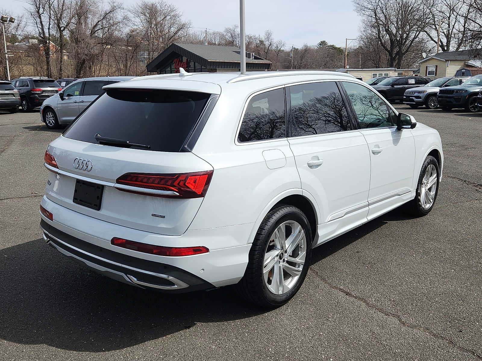 Used 2024 Audi Q7 Premium Plus image 6
