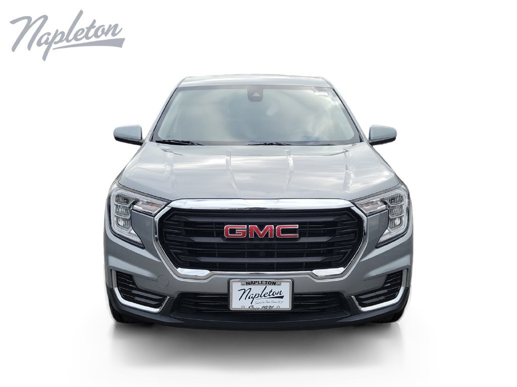 Used 2024 GMC Terrain SLE FWD image 9