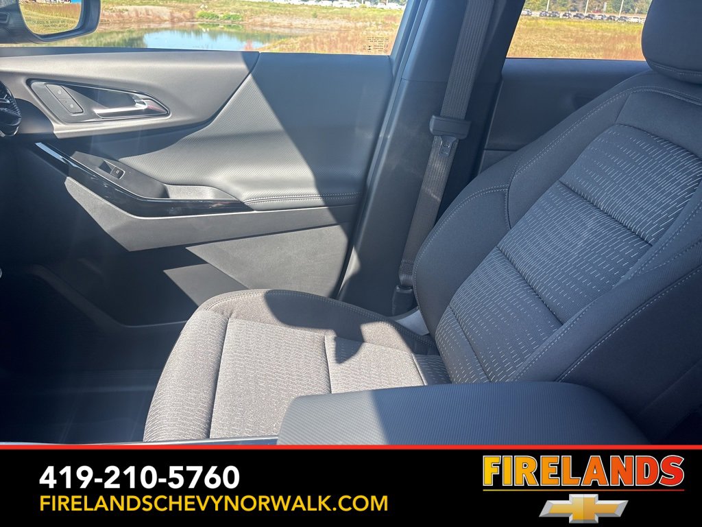 New 2026 Chevrolet Equinox LT w/ LPO, Floor Liner Package image 15