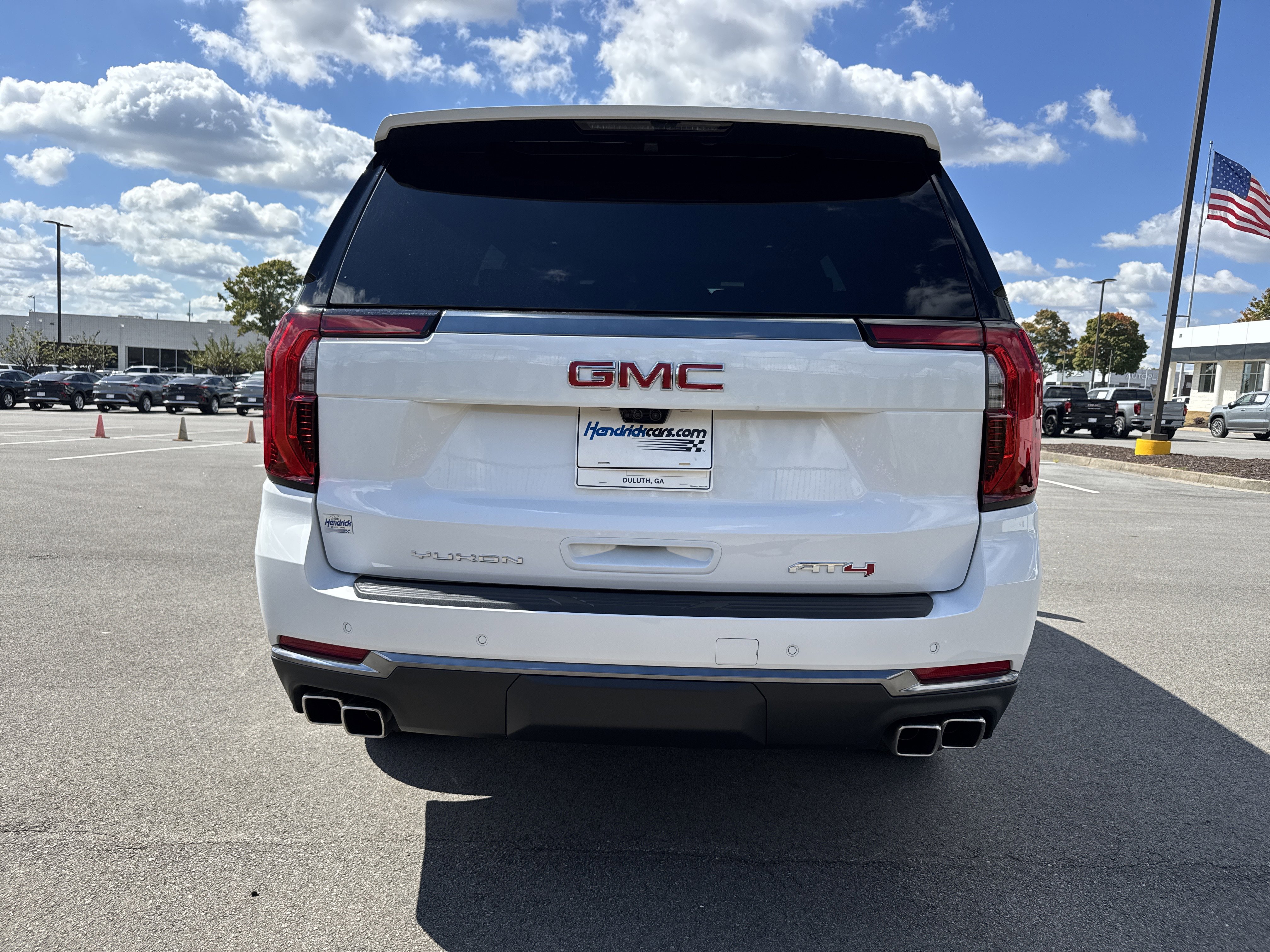 New 2026 GMC Yukon AT4 w/ AT4 Premium Plus Package image 9