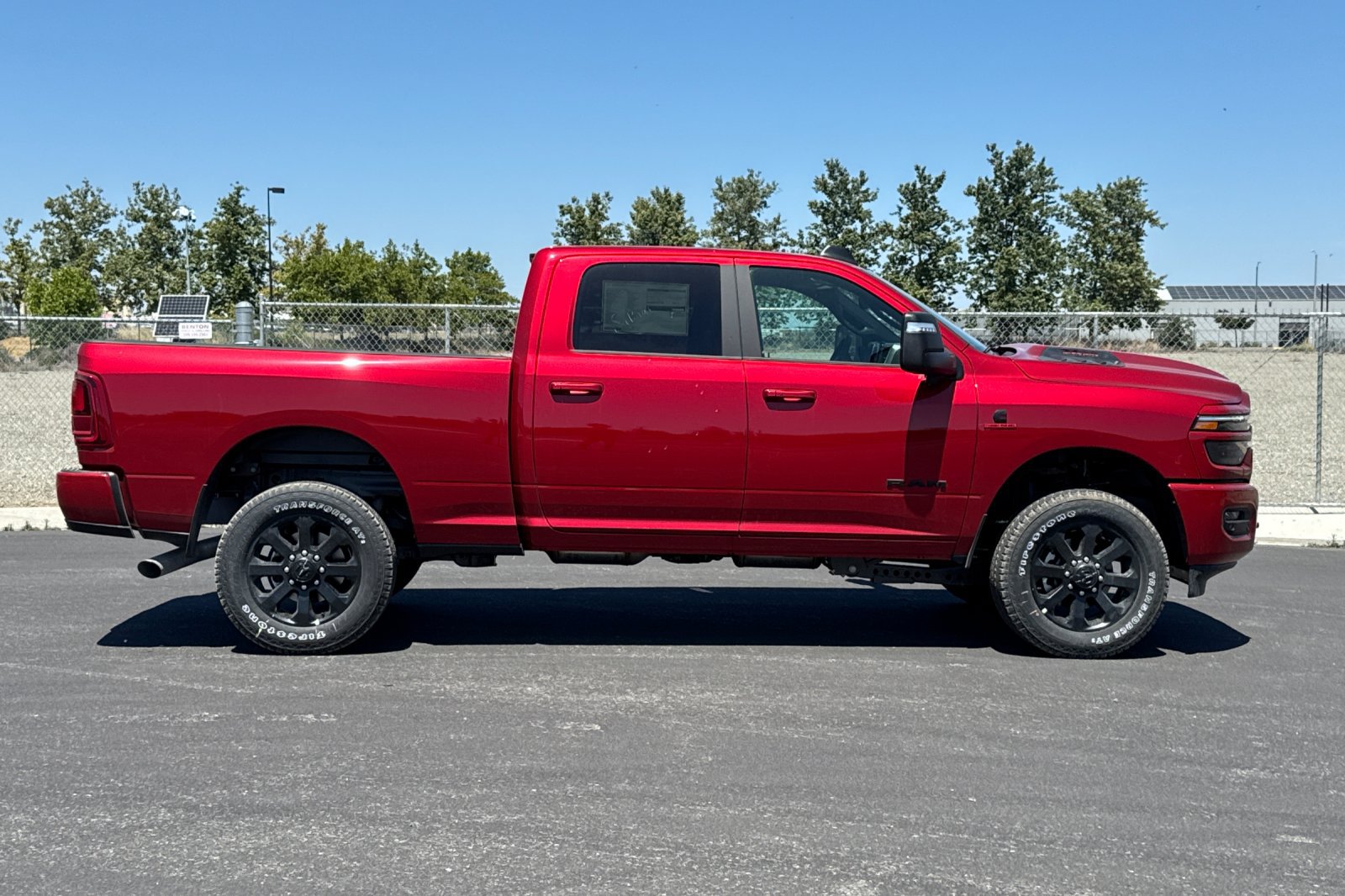 New 2026 RAM 2500 Laramie w/ Night Edition AWD/4WD image 2