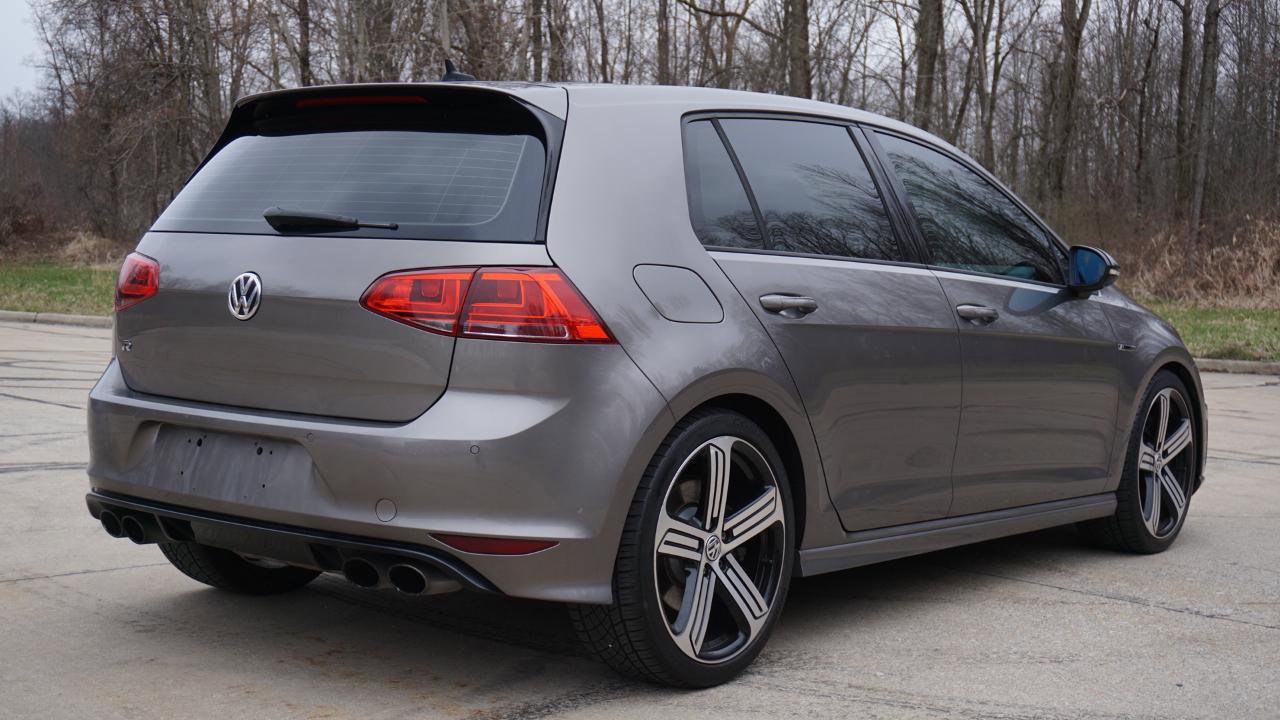 Used 2015 Volkswagen Golf R 4dr HB AWD/4WD image 5