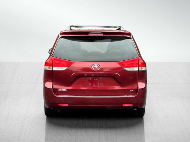 Used 2011 Toyota Sienna LE w/ Towing Pkg FWD image 5