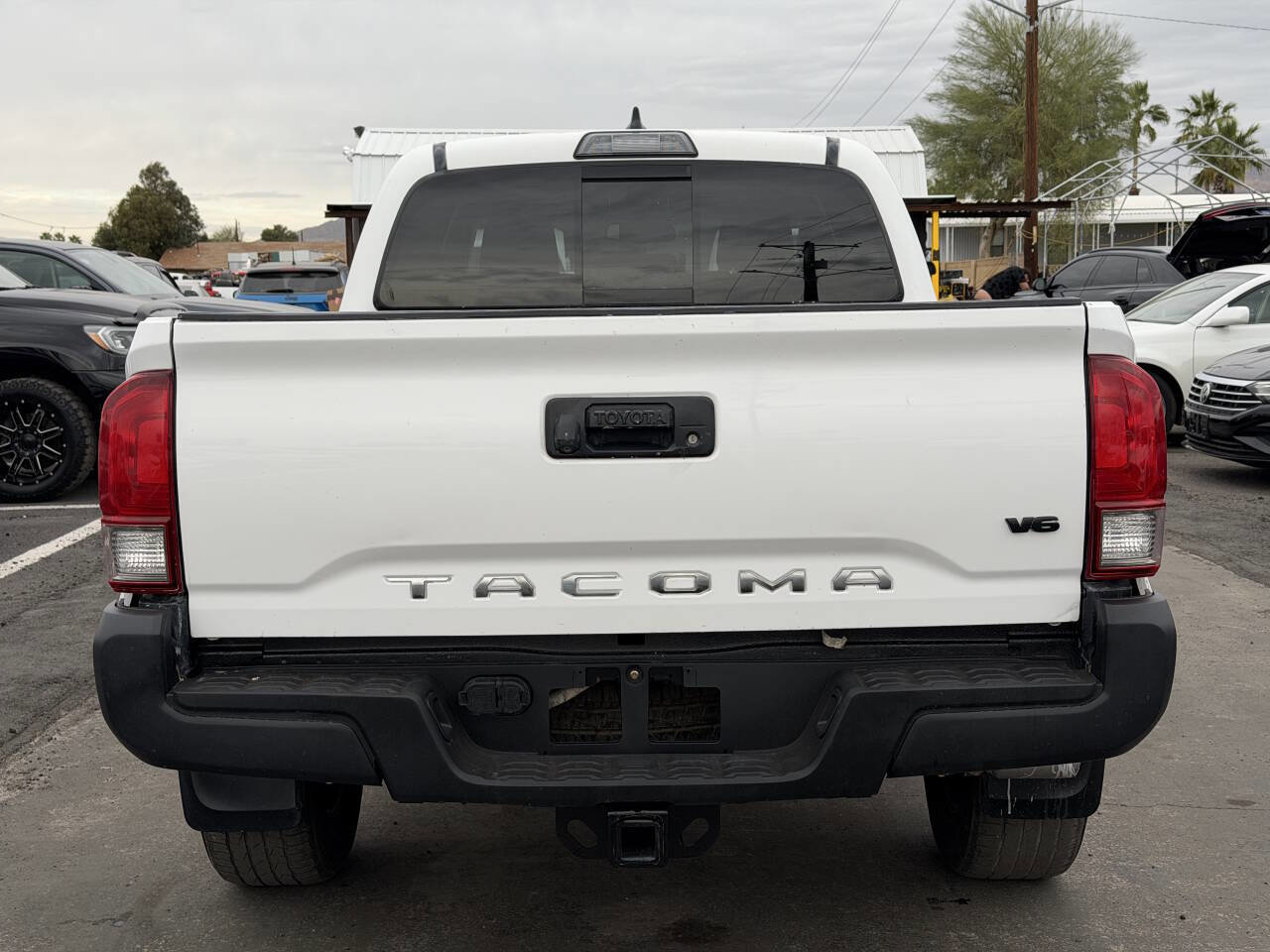 Used 2017 Toyota Tacoma TRD Sport w/ Tow Package image 8